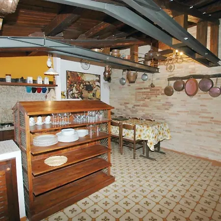 Borgo Della Consolazione Sleeps 8 *