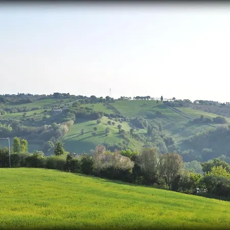 Borgo Della Consolazione Sleeps 8 Trecastelli